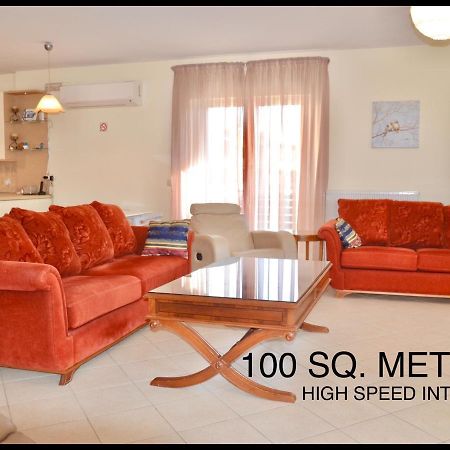 Giorgos Large Size Apartments -Family Friendly With Free Parking And Yard Views Ηράκλειο Κρήτης Εξωτερικό φωτογραφία